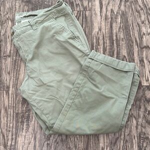 Old Navy Green Chino Pants Relaxed Fit